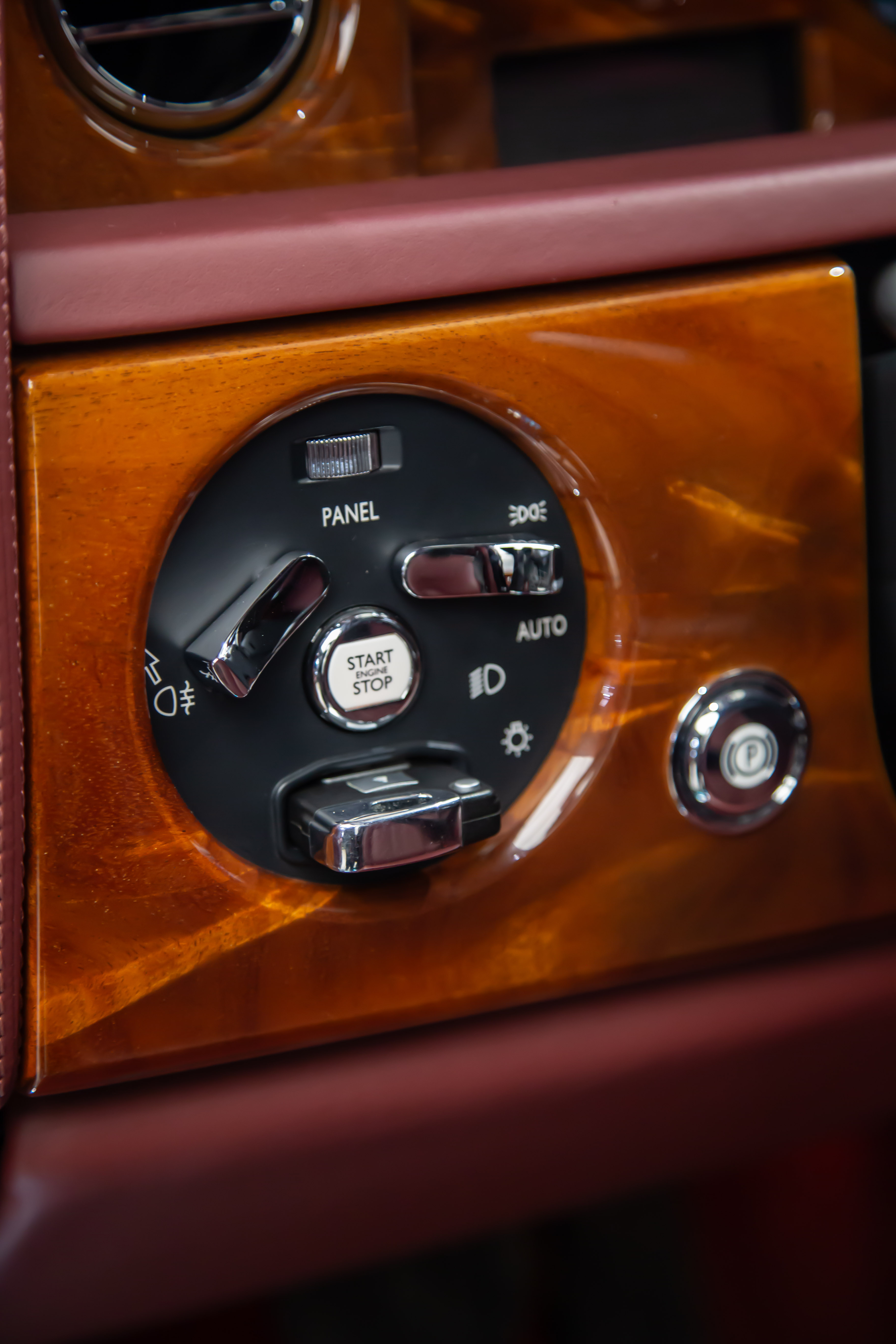 劳斯莱斯 幻影 2014 汽车图片 #47