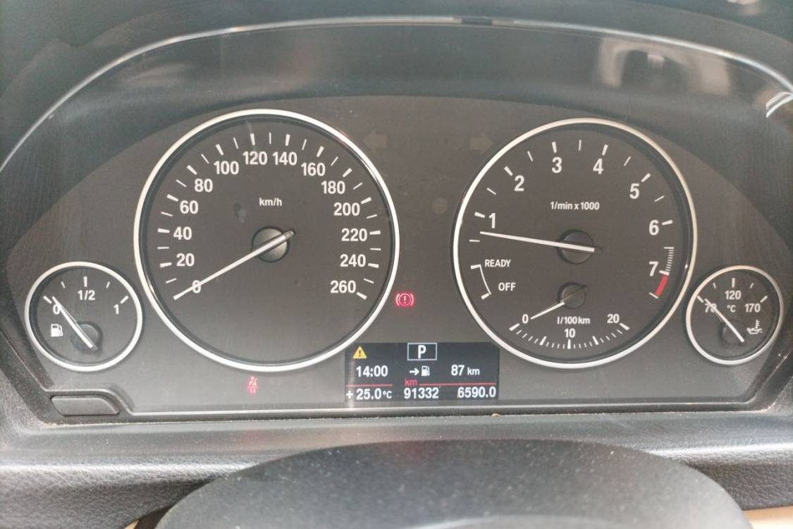 BMW 3 Series 2012 #24 BMW 3 Series 2012 car image #24
