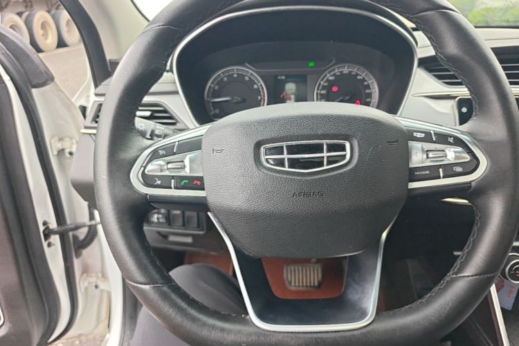 GEELY Binray 2020 car image #11