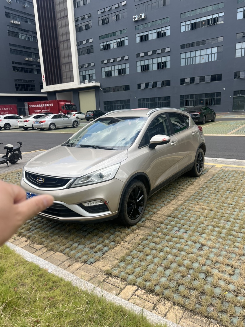 GEELY Emgrand GS 2018 GEELY Emgrand GS 2018 immagine di auto