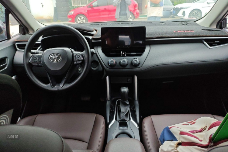 Toyota Corolla Cross 2024 immagine di auto #11