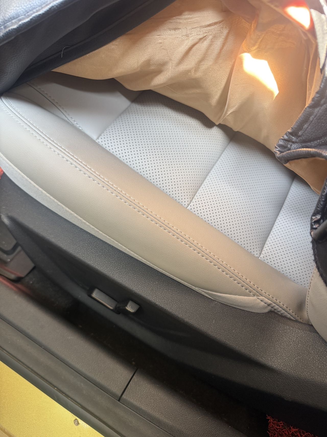 GEELY Binray 2018 car image #3