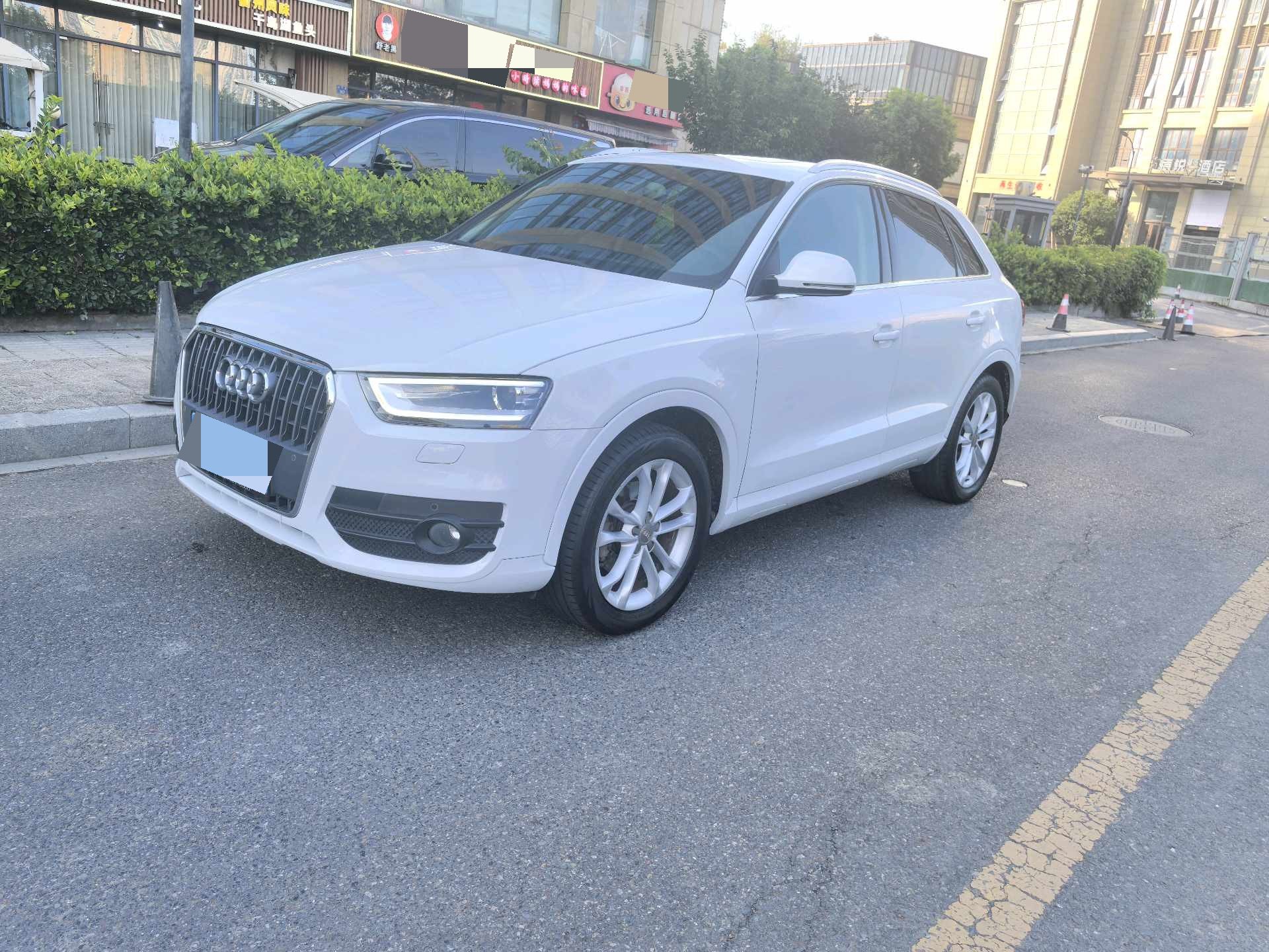 Audi Q3 2016 car image 