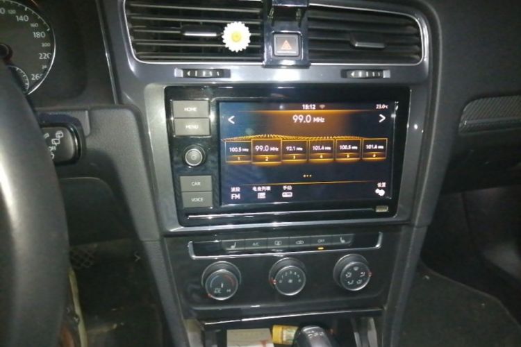 Volkswagen Golf 2019 #13 Volkswagen Golf 2019 car image #13