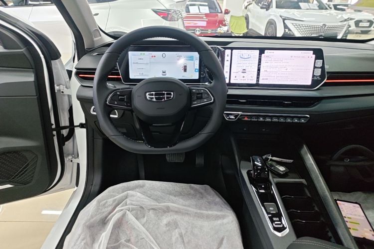 GEELY Binray 2026 imagen de coche #13