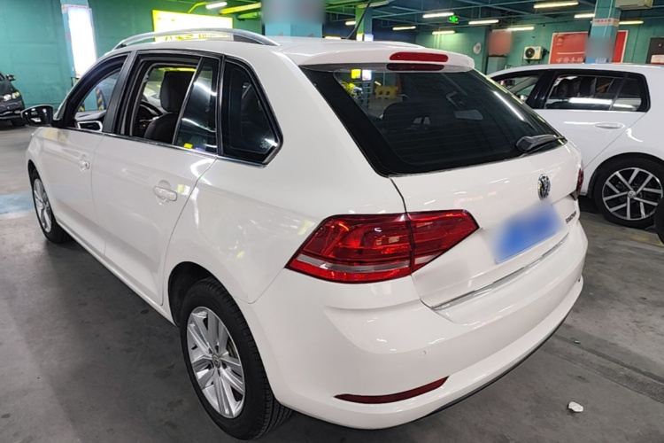 Volkswagen Santana 2015 #5 Volkswagen Santana 2015 car image #5