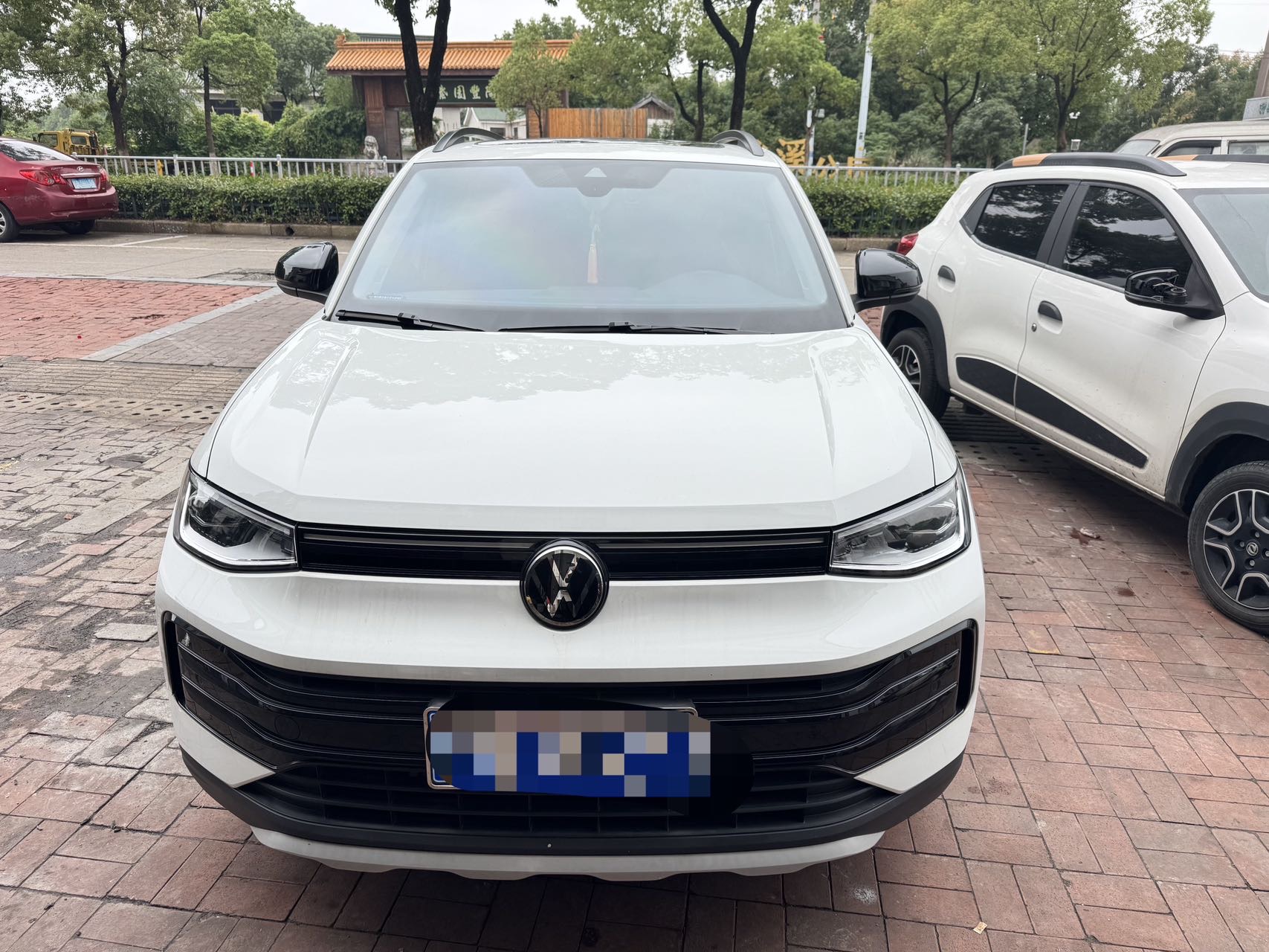 Volkswagen Tharu 2024 imagem de carro #2