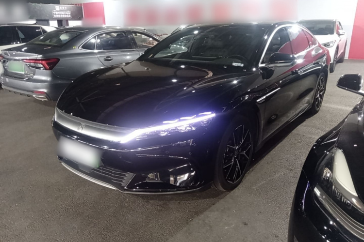 BYD Han 2025 immagine di auto #2