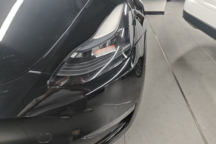 Tesla Model Y 2021 #23 Tesla Model Y 2021 car image #23