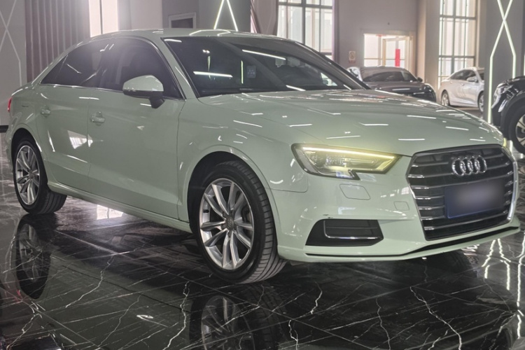 Audi A3 2019 #3 Audi A3 2019 car image #3