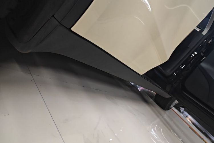 Tesla Model Y 2021 #26 Tesla Model Y 2021 car image #26