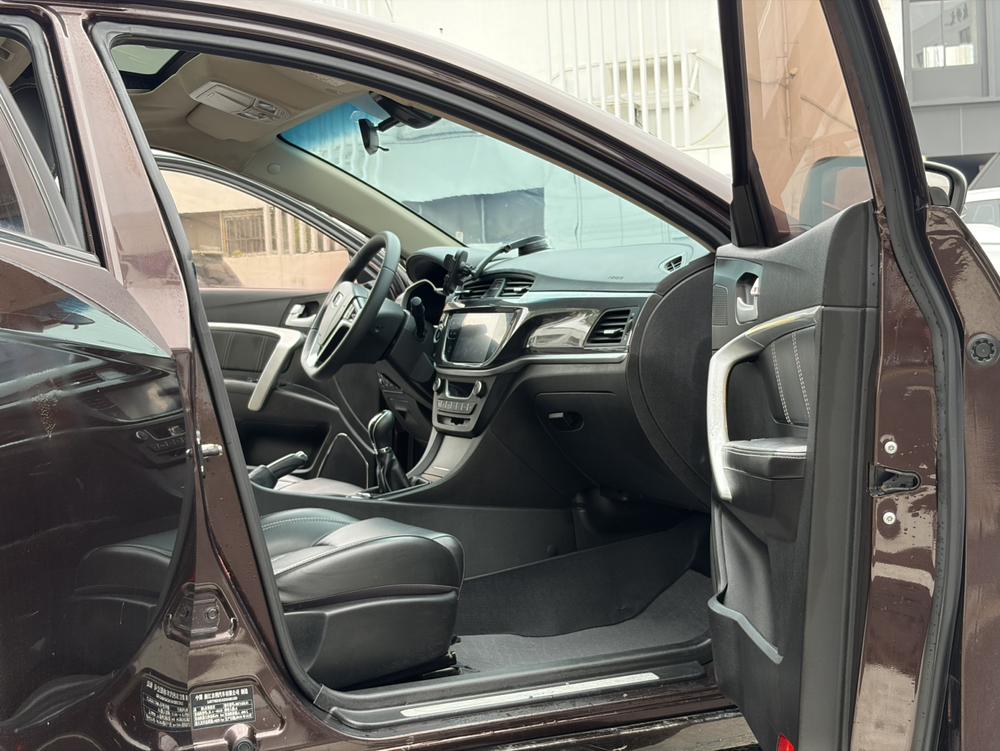 GEELY Emgrand 2017 #16 GEELY Emgrand 2017 car image #16