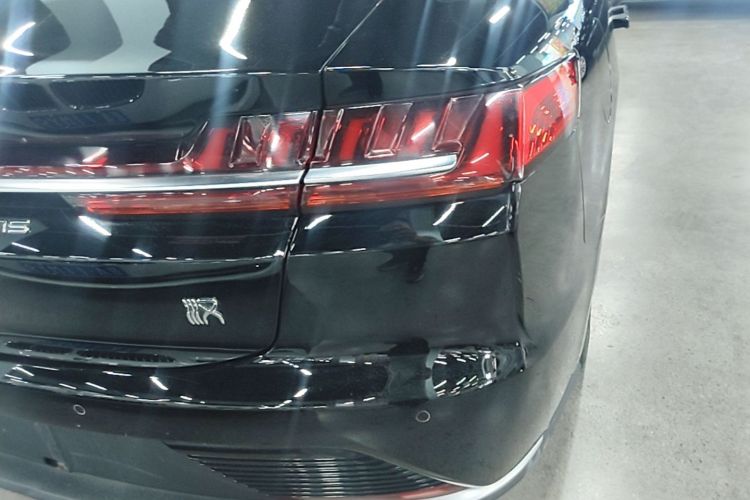 BYD Han 2021 #4 BYD Han 2021 car image #4