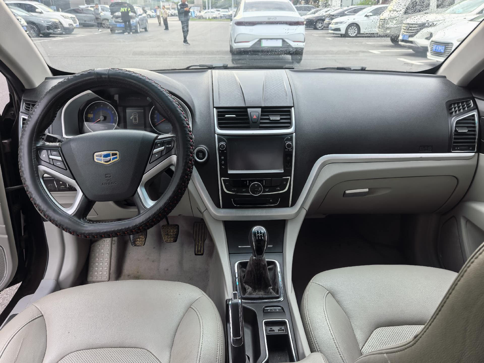GEELY Emgrand 2015 #4 GEELY Emgrand 2015 immagine di auto #4