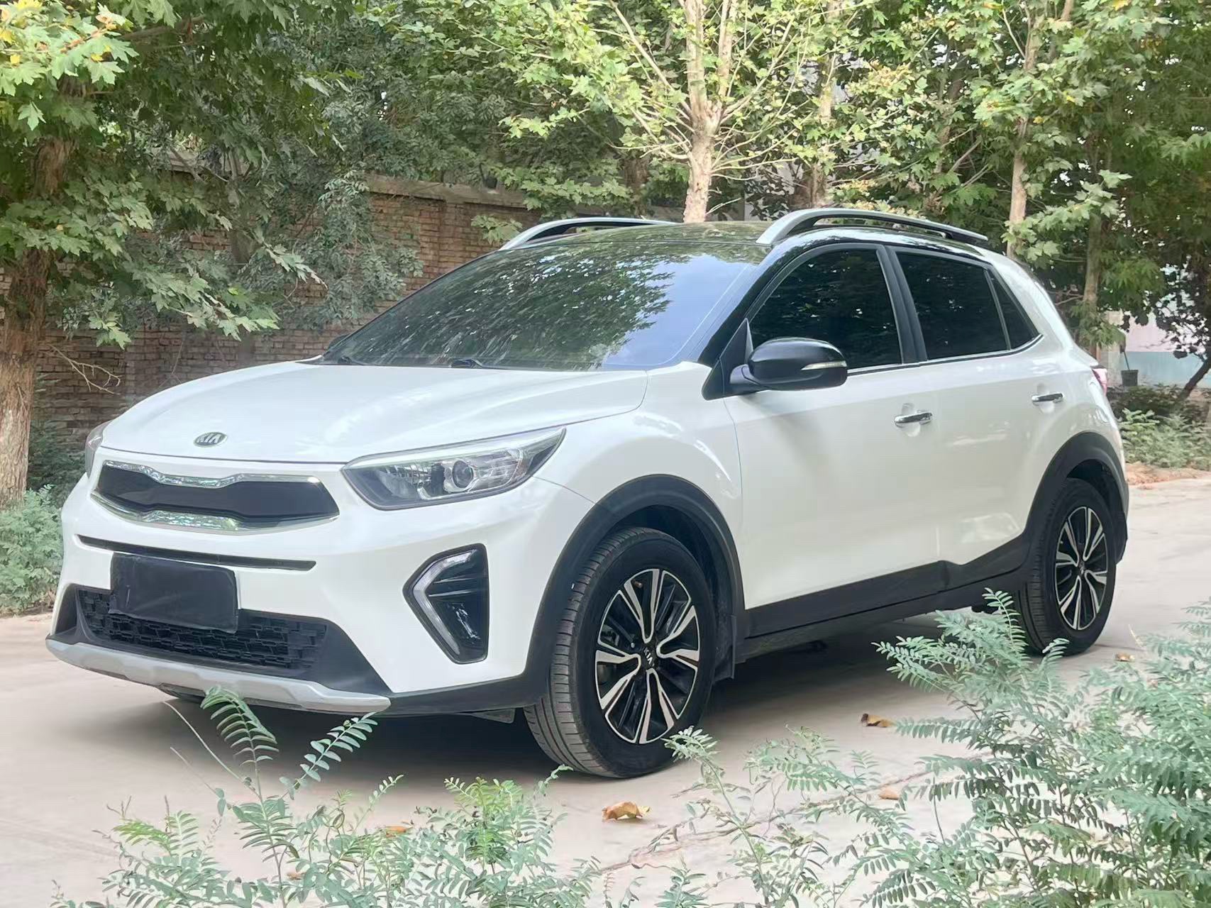 Kia KX1 2019 car image 