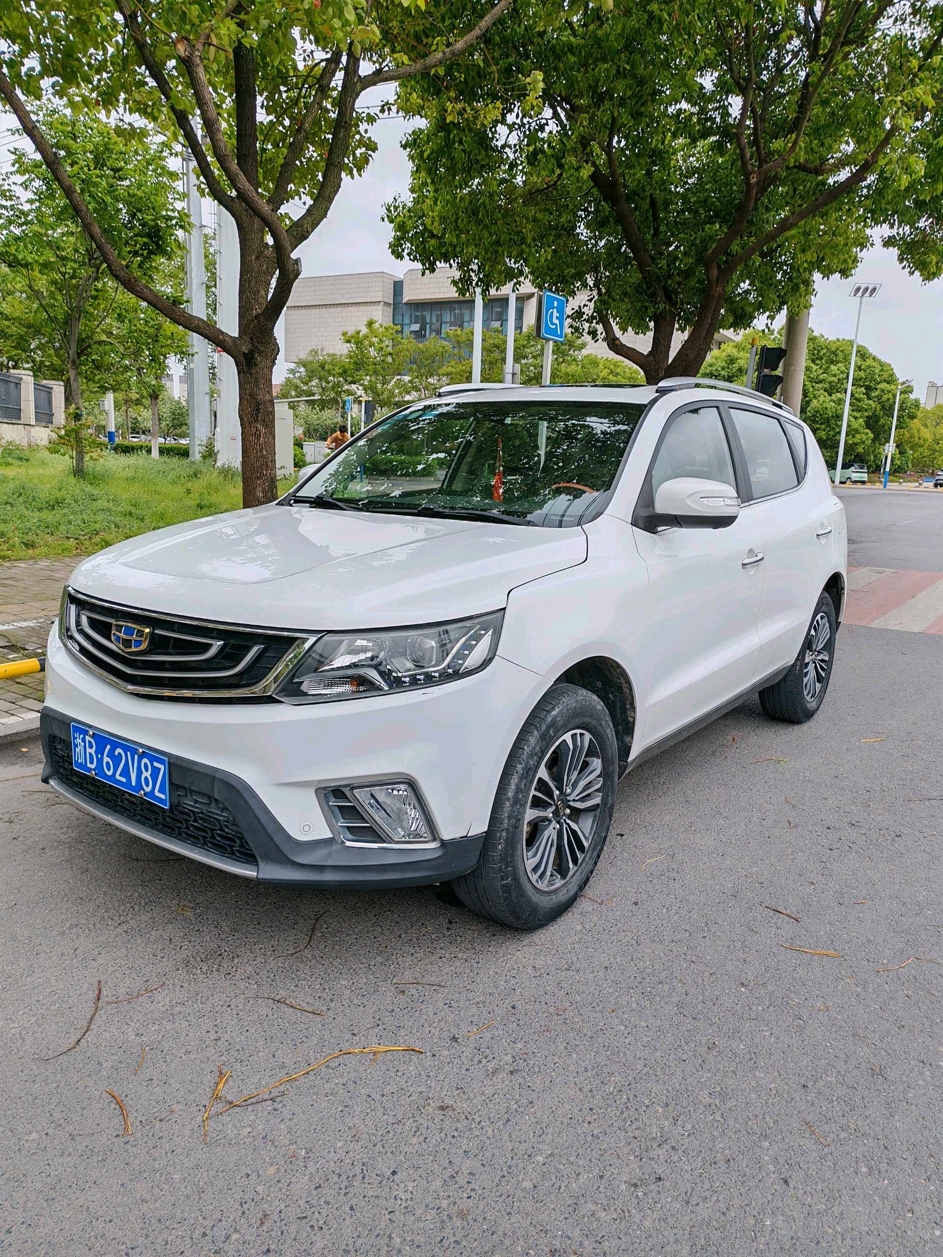 GEELY Vision X6 2018 GEELY Vision X6 2018 car image
