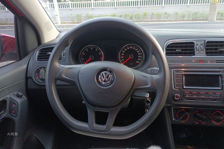 Volkswagen Polo 2015 #12 Volkswagen Polo 2015 car image #12