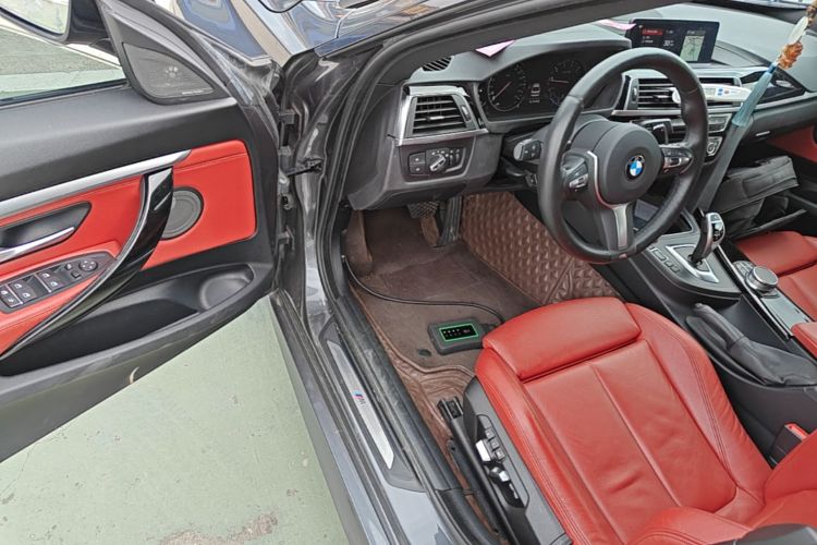 BMW 3 Series GT 2020 car image #16