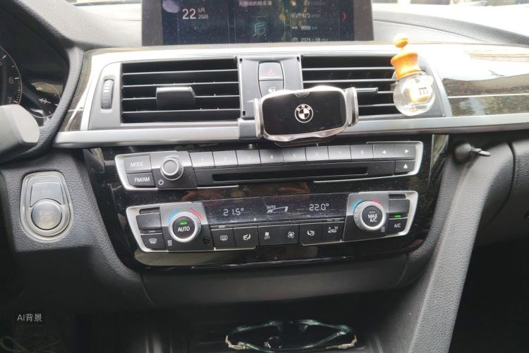 BMW 3 Series 2017 #15 BMW 3 Series 2017 car image #15