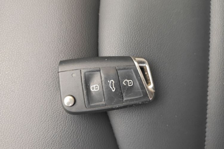 Volkswagen Tharu 2019 #9 Volkswagen Tharu 2019 car image #9