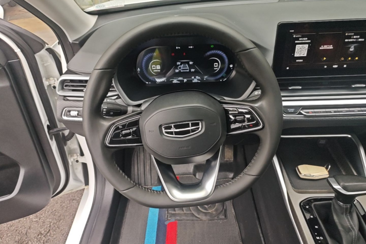 GEELY Emgrand 2023 car image #11
