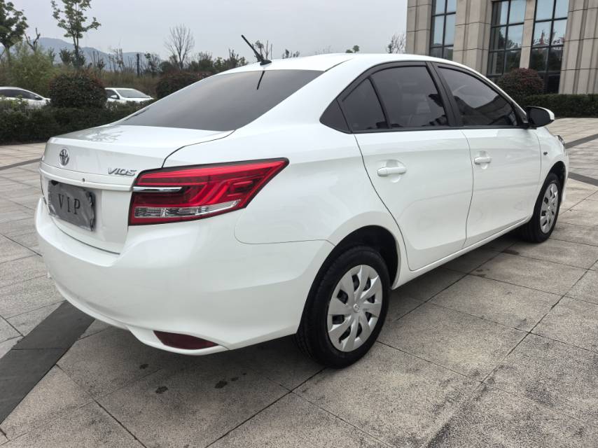 Toyota Vios 2017 #6 Toyota Vios 2017 car image #6