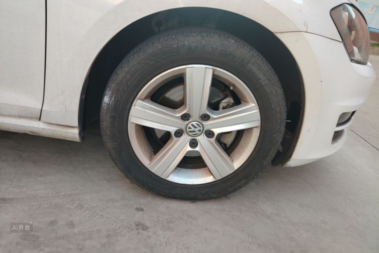 Volkswagen Golf 2015 car image #9