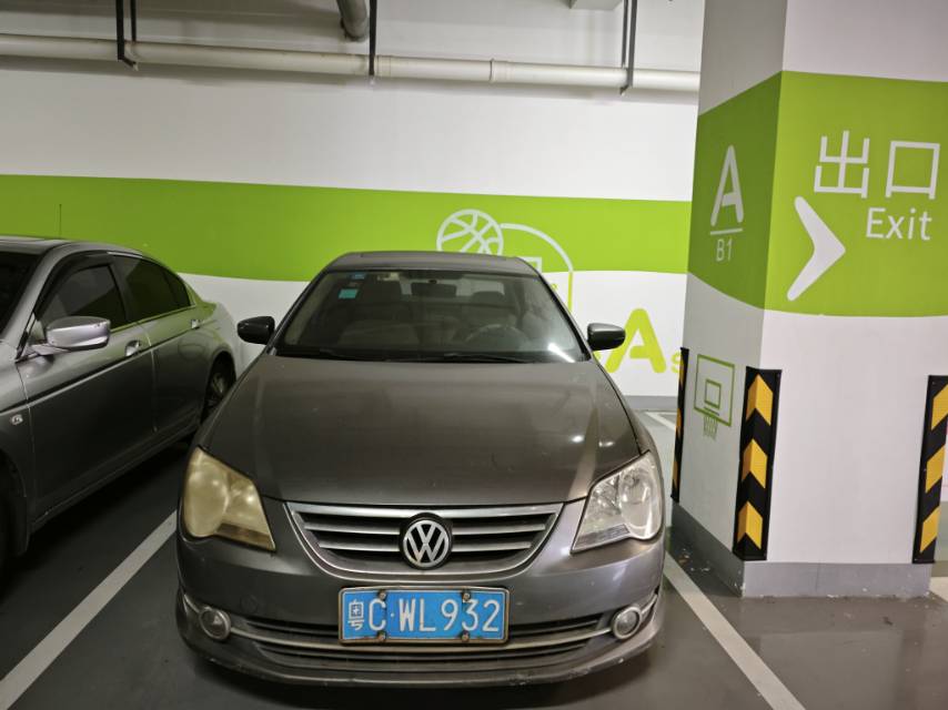 Volkswagen Bora 2012 car image #4