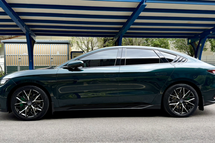 BYD Han 2023 immagine di auto #7