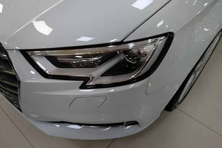 Audi A3 2020 immagine di auto #23