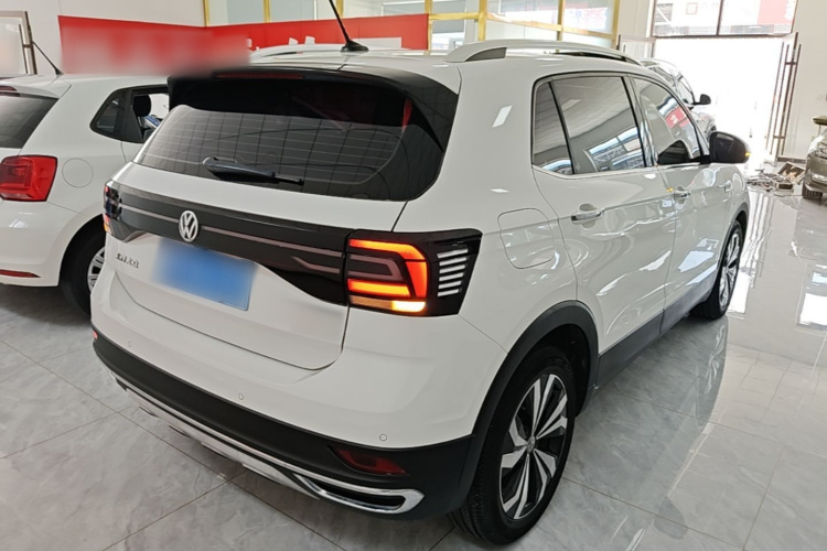 Volkswagen T-Cross 2020 car image #7