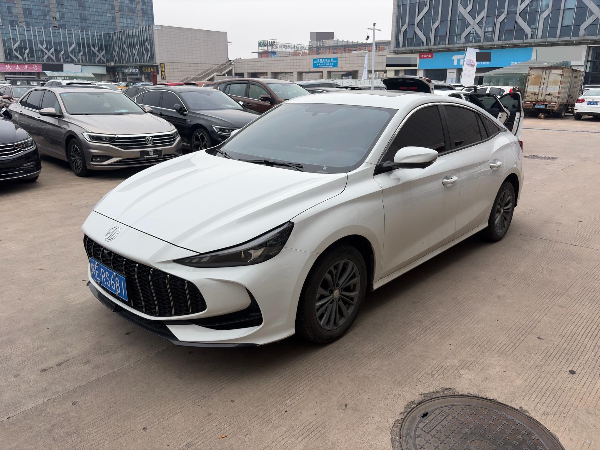 MG 5 2025 car image 