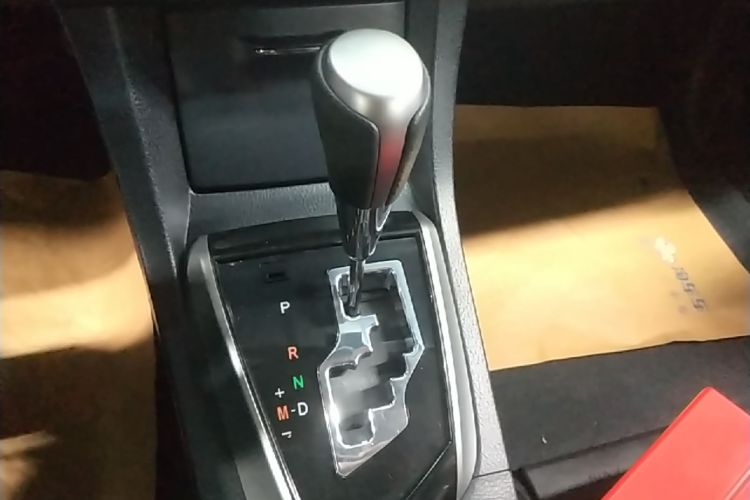 Toyota Corolla 2017 car image #14