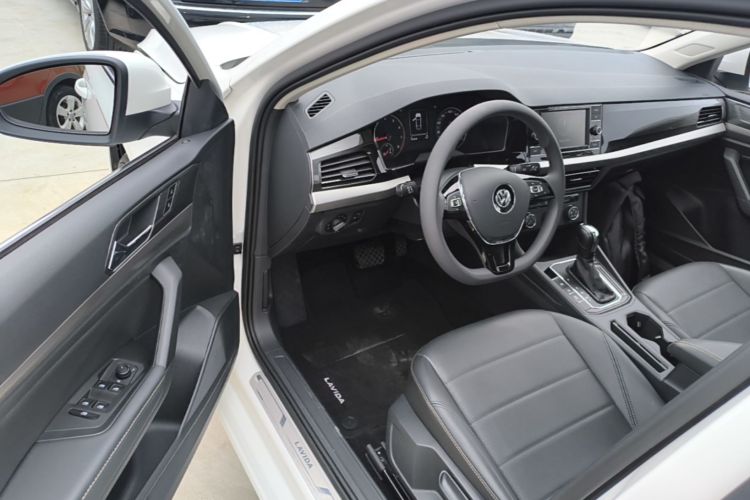Volkswagen Lavida 2020 #12 Volkswagen Lavida 2020 car image #12