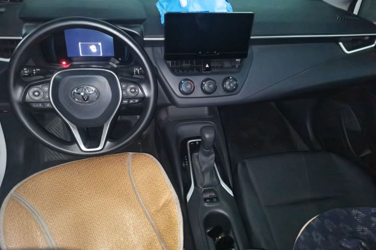Toyota Corolla 2023 car image #7