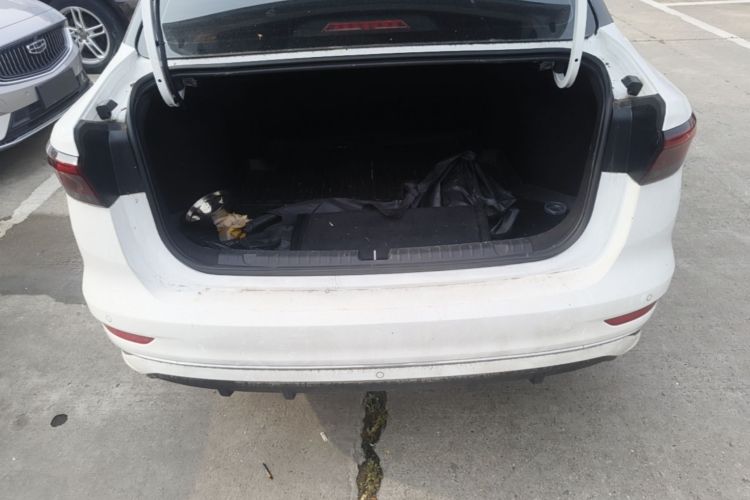 GEELY Emgrand 2024 car image #21