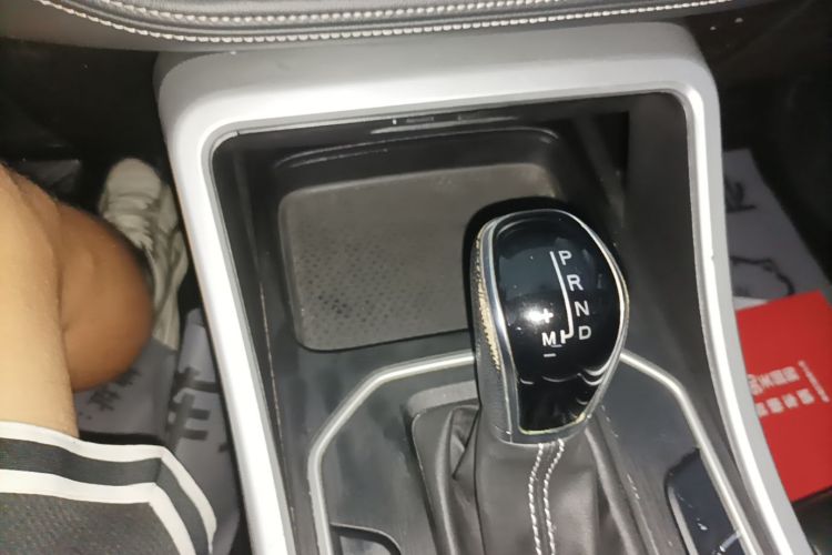 GEELY Vision X6 2021 صورة سيارة #21