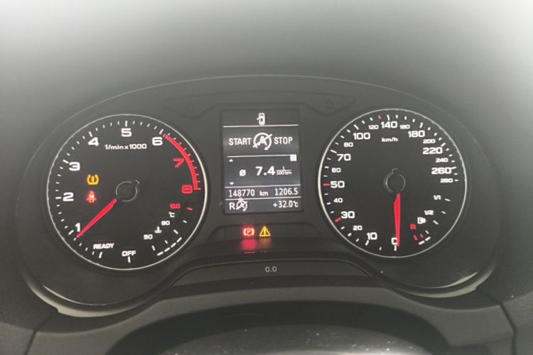 Audi A3 2017 immagine di auto #12