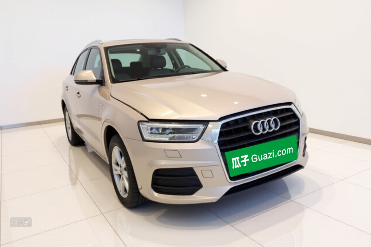 Audi Q3 2018 car image #4