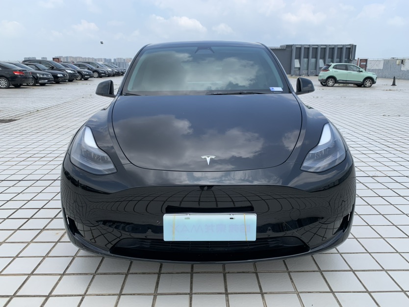 Tesla Model Y 2022 #2 Tesla Model Y 2022 car image #2