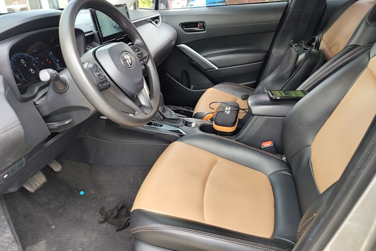 Toyota Corolla Cross 2024 صورة سيارة #15