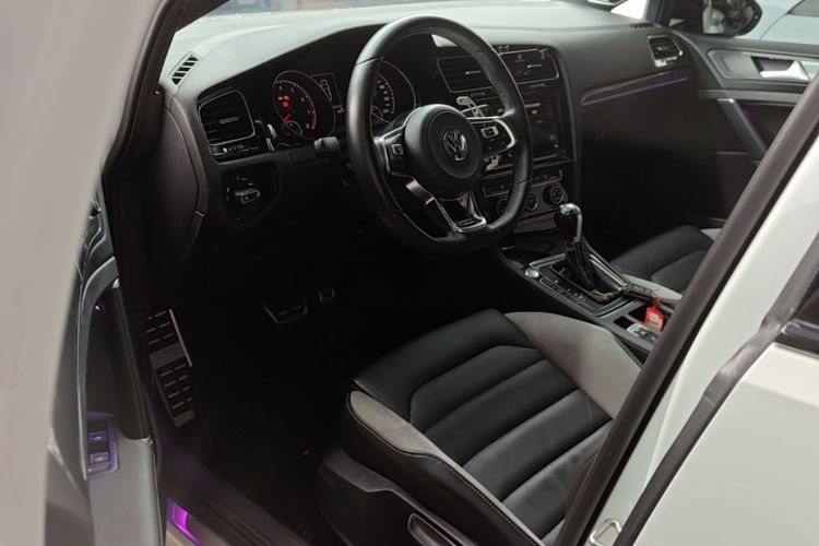 Volkswagen Golf 2019 #16 Volkswagen Golf 2019 car image #16