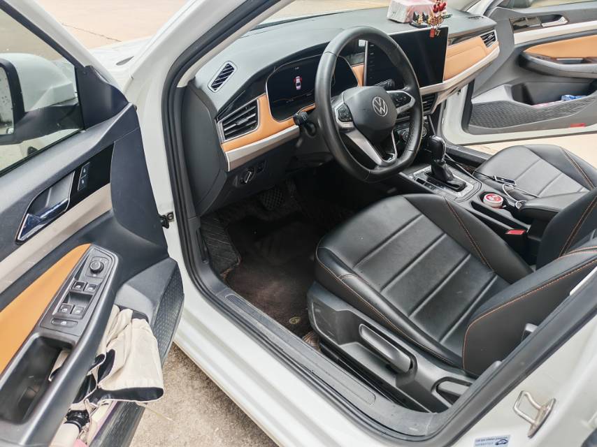 Volkswagen Bora 2023 car image #6