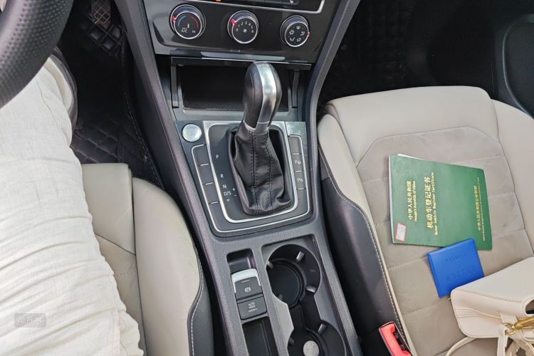 Volkswagen Golf 2017 #16 Volkswagen Golf 2017 car image #16
