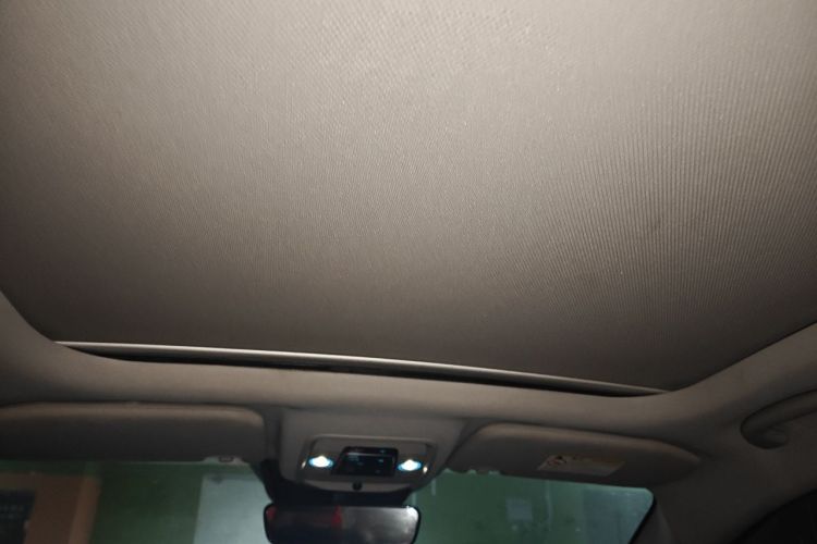 BYD Yuan New Energy 2019 #20 BYD Yuan New Energy 2019 car image #20