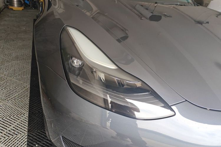 Tesla Model 3 2021 car image #8