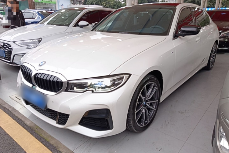 BMW 3 Series 2022 #2 BMW 3 Series 2022 car image #2
