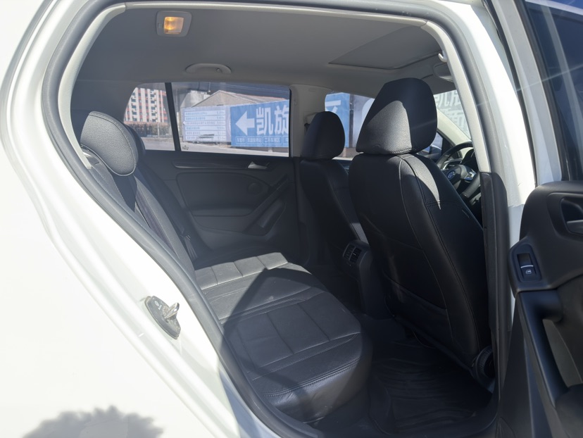 Volkswagen Golf 2013 #5 Volkswagen Golf 2013 car image #5