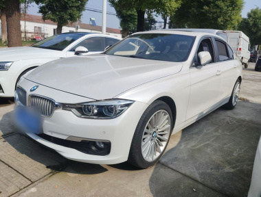 BMW 3 Series 2018 BMW 3 Series 2018 car image