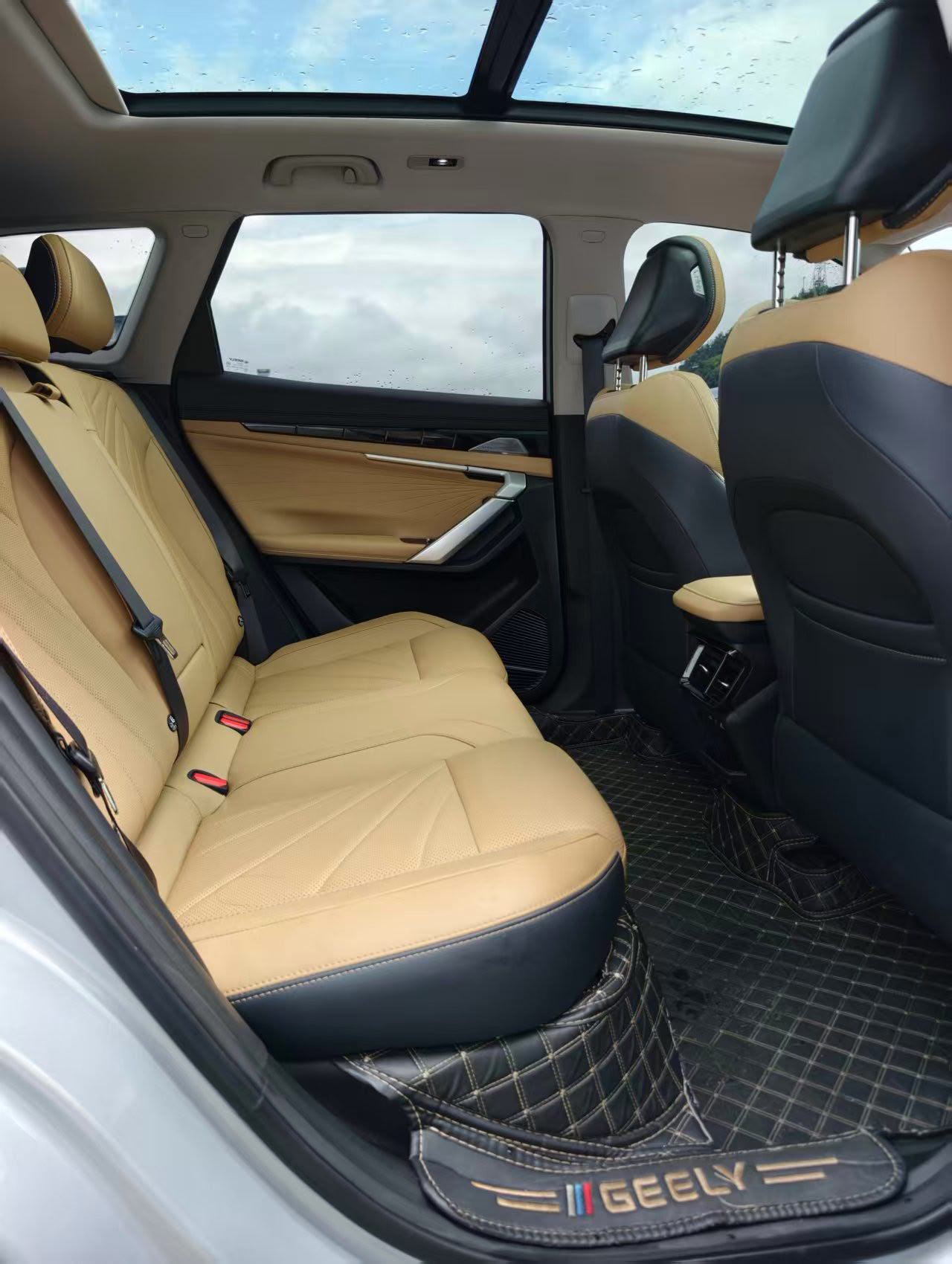 GEELY Boyue L 2023 car image #4